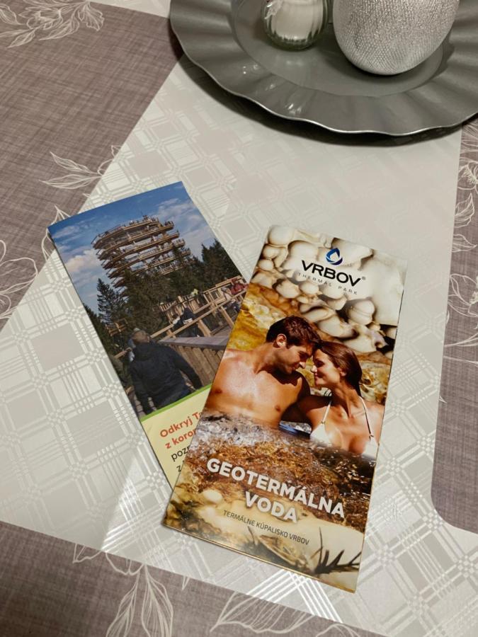 Apartmanovy Dom Magda Vrbov Εξωτερικό φωτογραφία
