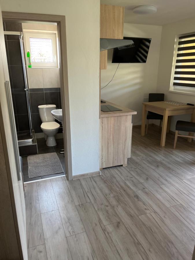 Apartmanovy Dom Magda Vrbov Εξωτερικό φωτογραφία