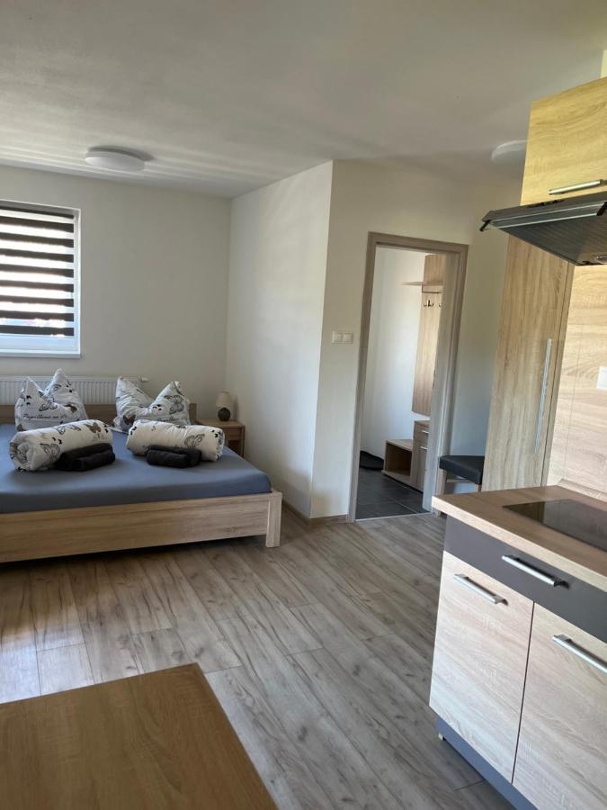 Apartmanovy Dom Magda Vrbov Εξωτερικό φωτογραφία